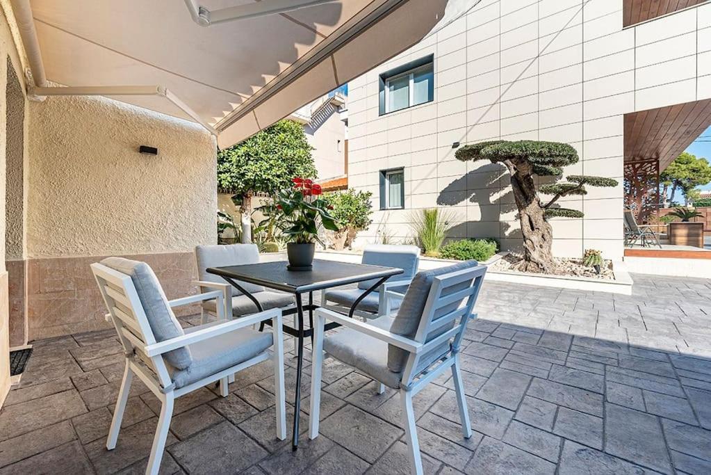 Apartament Lusso E Relax Con Piscina A 2 Minuti Dal Mare Miami Playa Zewnętrze zdjęcie