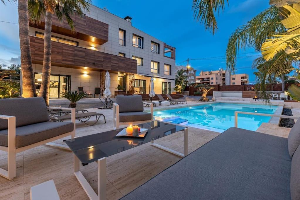 Apartament Lusso E Relax Con Piscina A 2 Minuti Dal Mare Miami Playa Zewnętrze zdjęcie