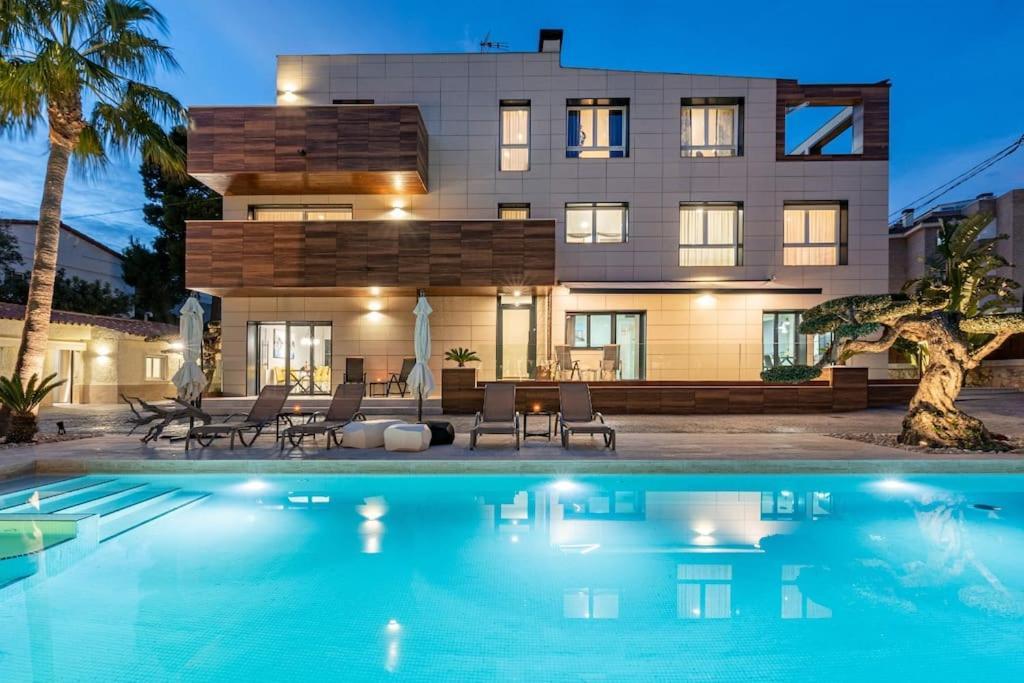 Apartament Lusso E Relax Con Piscina A 2 Minuti Dal Mare Miami Playa Zewnętrze zdjęcie
