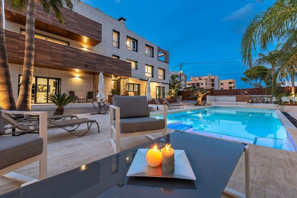 Apartament Lusso E Relax Con Piscina A 2 Minuti Dal Mare Miami Playa Zewnętrze zdjęcie